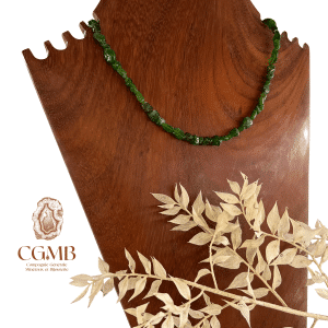 Collier en Diopside Chromifère