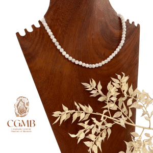 Collier en Labradorite blanche (Pierre de lune arc en ciel)